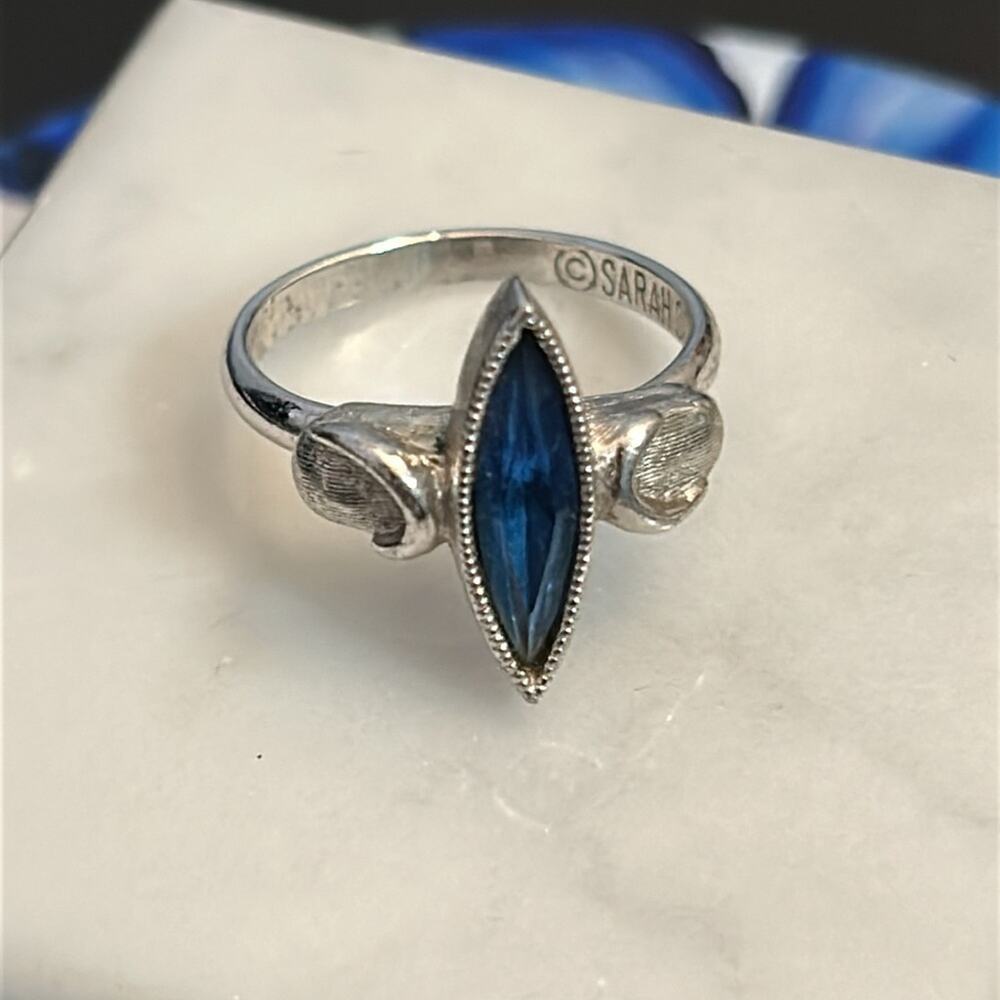 Vintage Sarah Coventry Adjustable Ring #125 Blue and silver tone